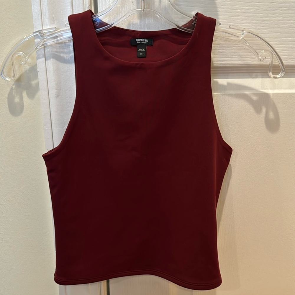 Express body contour tank top